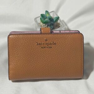 NWT Kate Spade Medium Bifold Wallet Bungalow KN750 $199